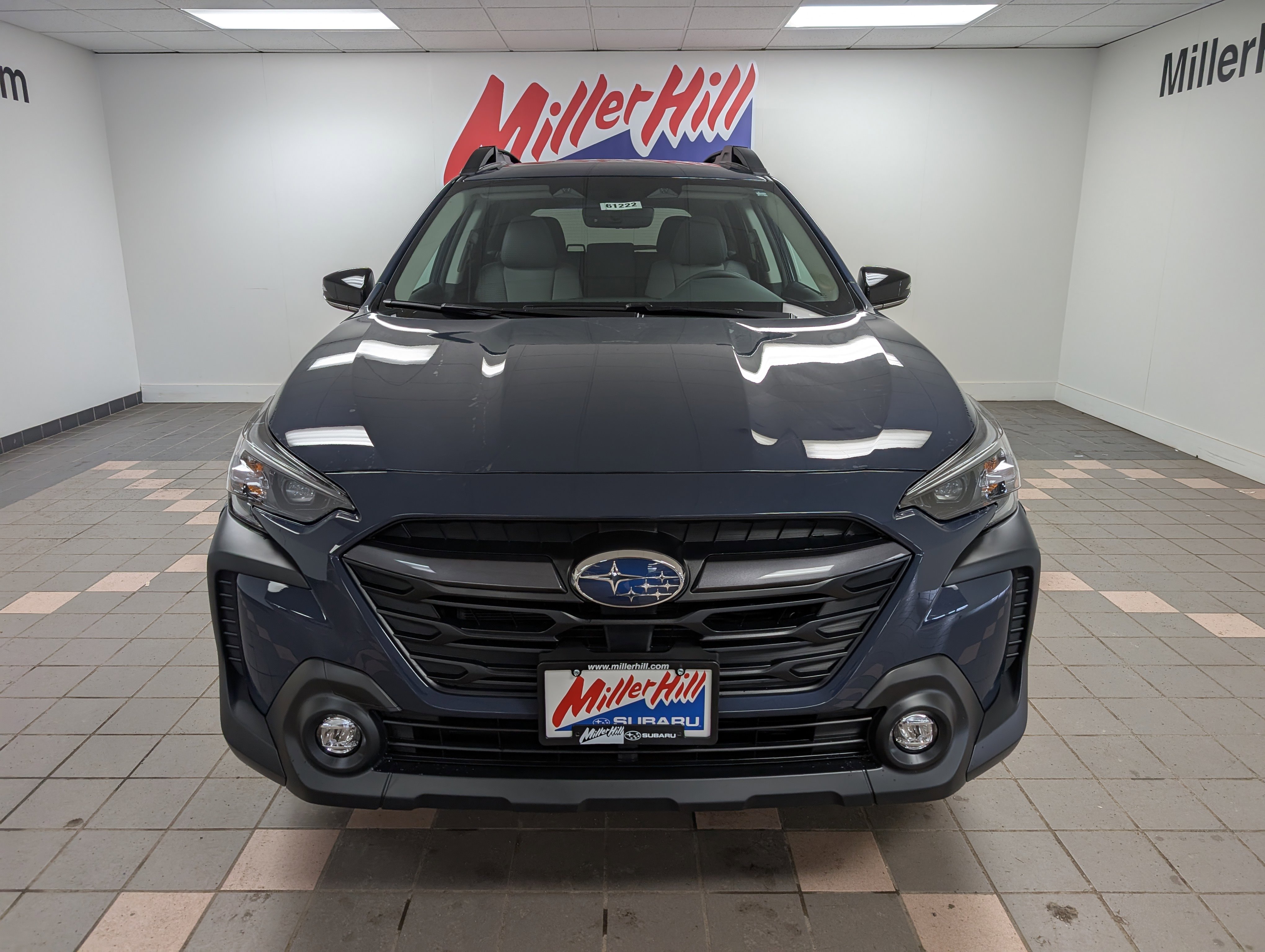 2025 Subaru Outback Premium photo 3