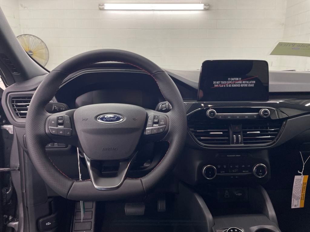 2025 Ford Escape Hybrid ST-Line photo 6