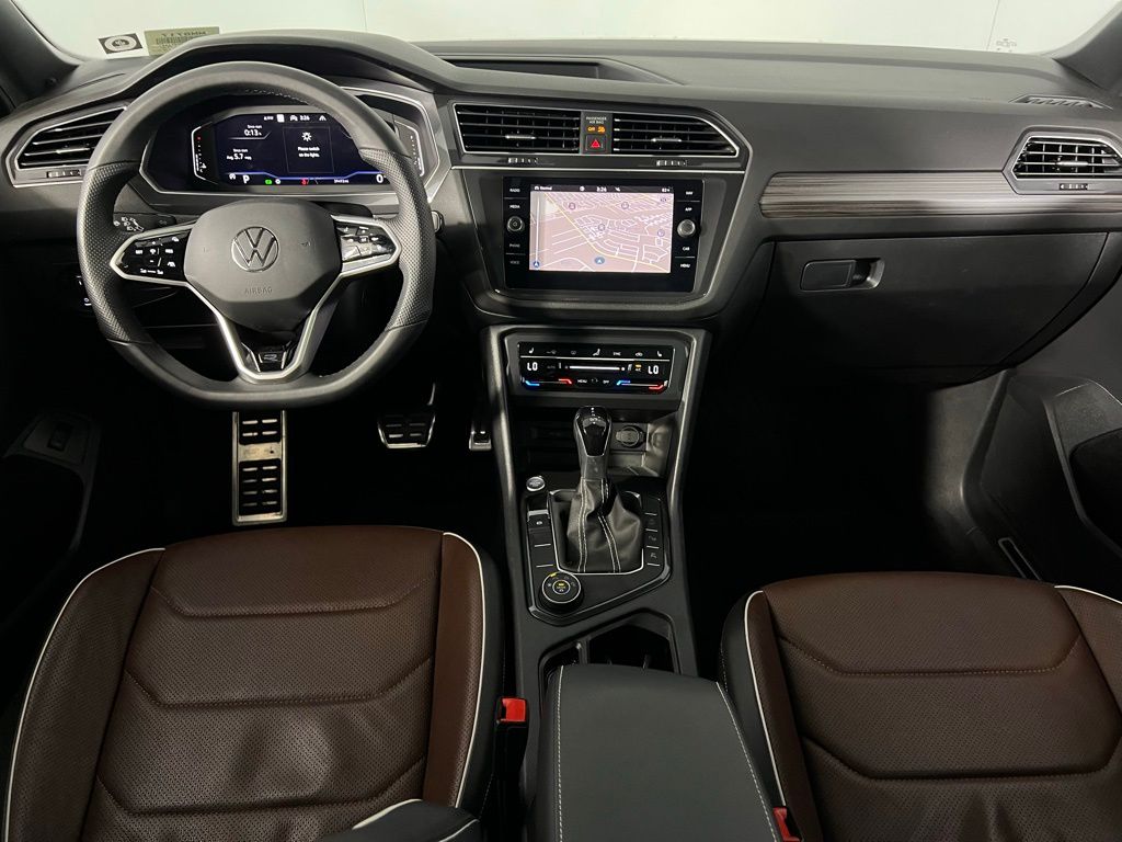 2022 Volkswagen Tiguan SEL Premium R-Line photo 11