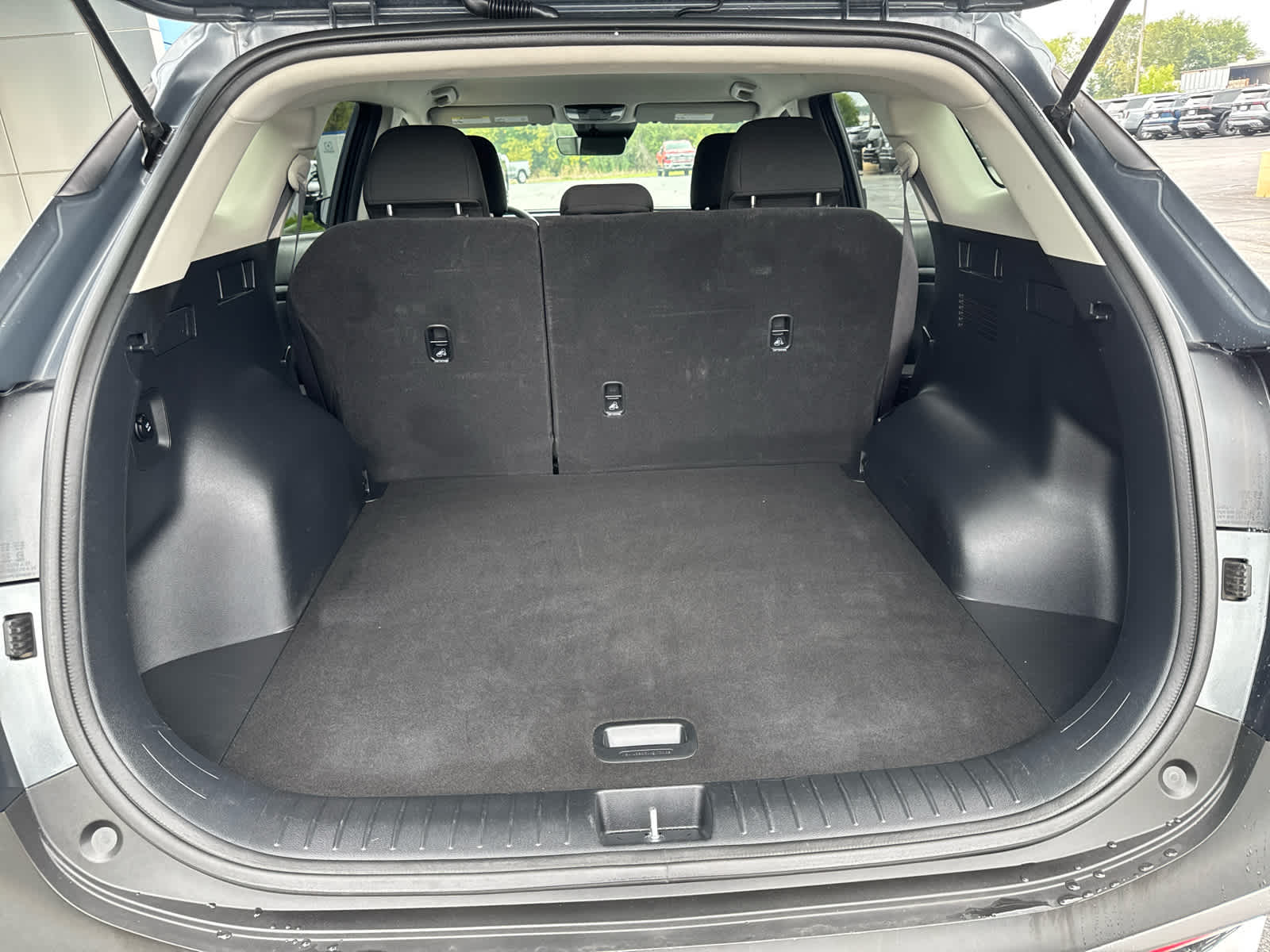 2024 Kia Sportage LX photo 8