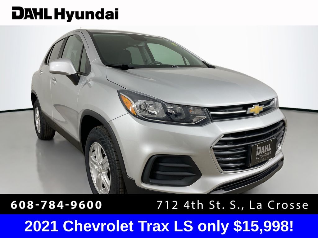 2021 Chevrolet Trax LS's photo
