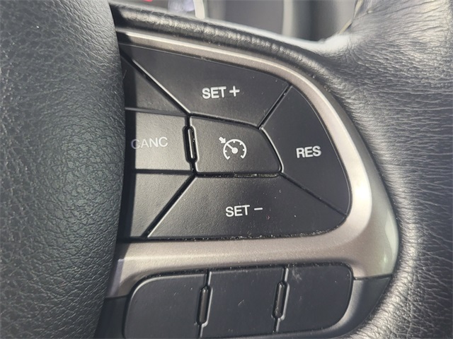 2022 Jeep Renegade Limited photo 25