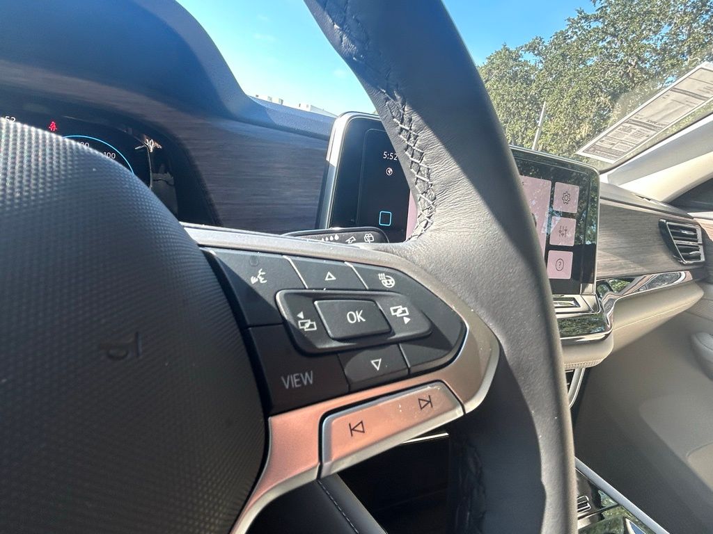 2026 Volkswagen Atlas SEL Premium R-Line photo 16