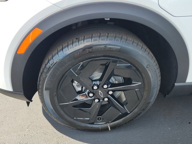 2026 Chevrolet Equinox EV 1LT photo 4