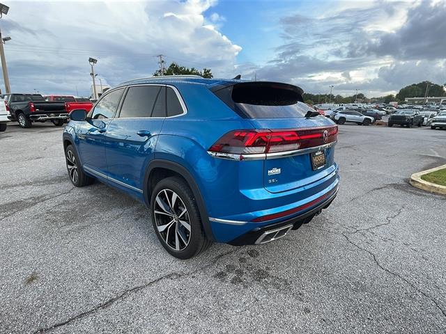 2024 Volkswagen Atlas Cross Sport SEL Premium R-Line photo 4