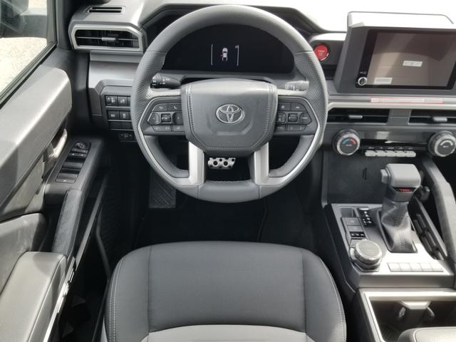 2025 Toyota Tacoma TRD Sport 4x4 Double Cab photo 13