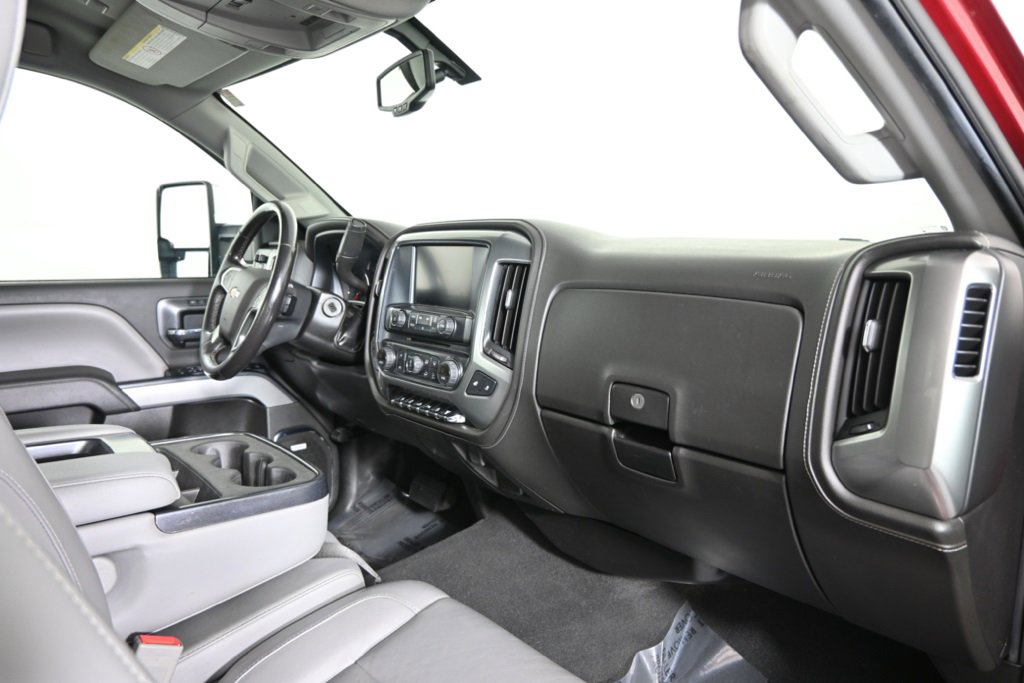 2019 Chevrolet Silverado 3500HD LTZ photo 15