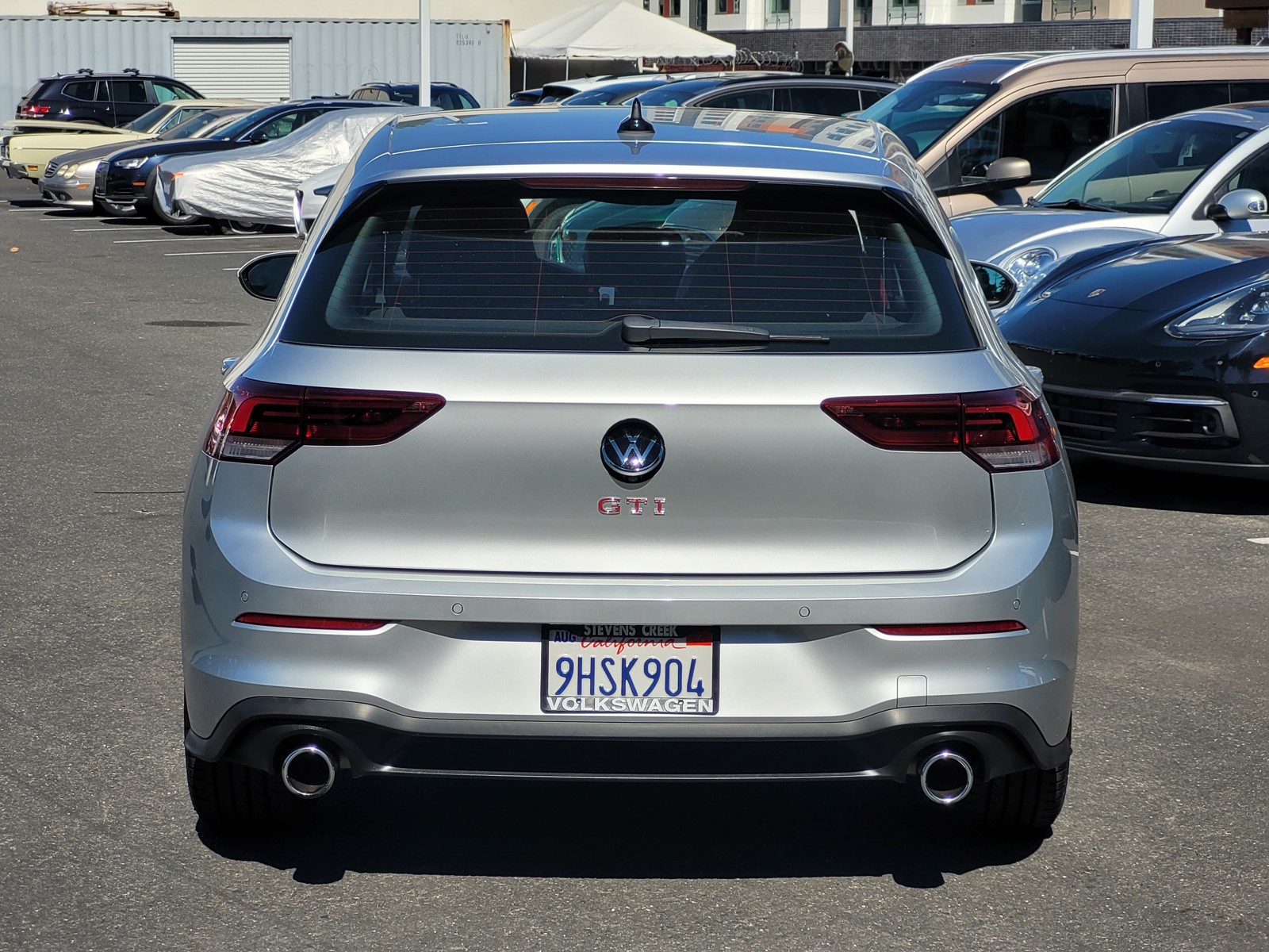 2023 Volkswagen Golf GTI SE photo 3