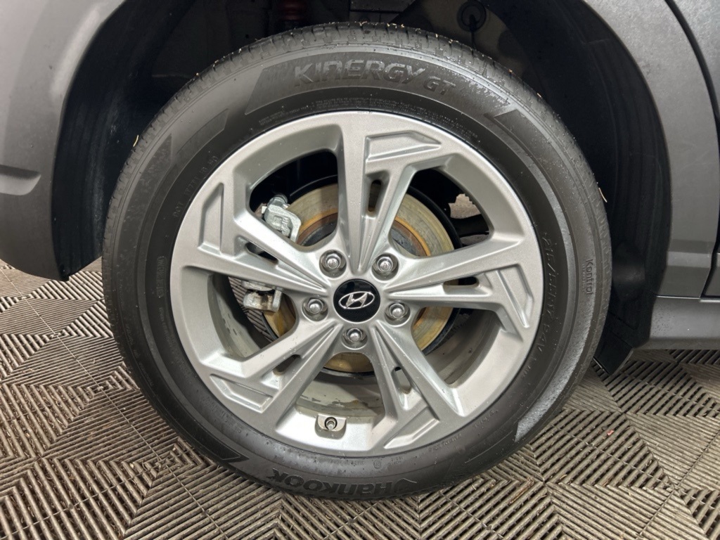 2023 Hyundai Kona SEL photo 2