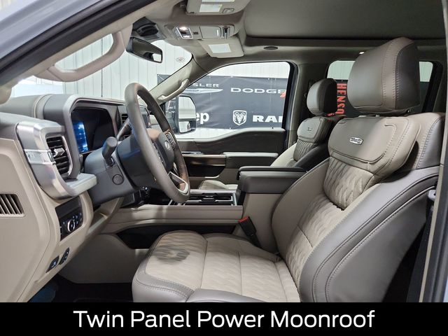 2026 Ford F-350 Platinum photo 3