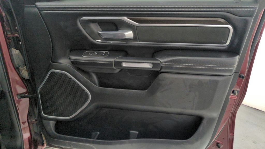 2022 Ram 1500 Laramie photo 28
