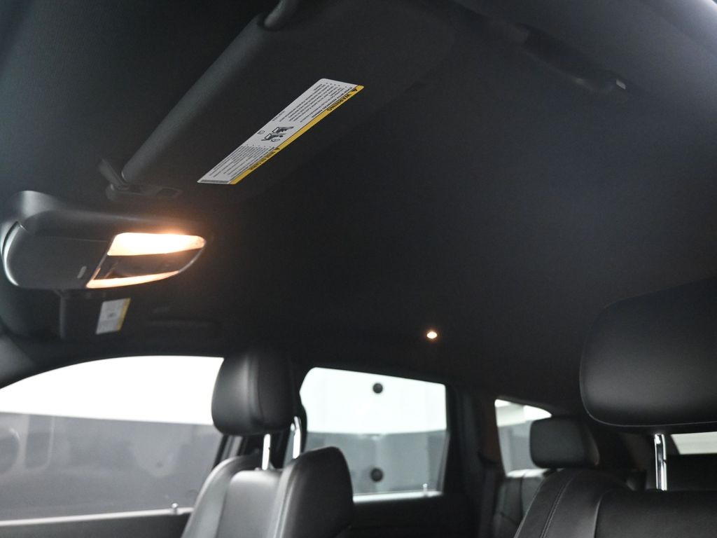 2021 Jeep Grand Cherokee Laredo X photo 22