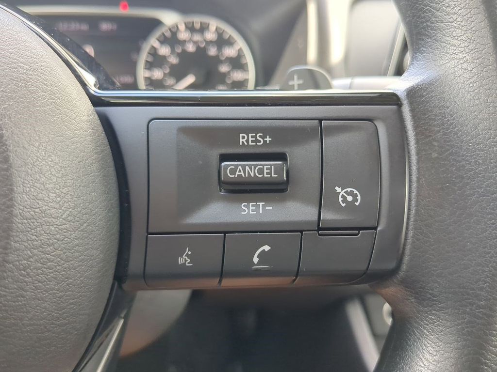 2021 Nissan Rogue S photo 22