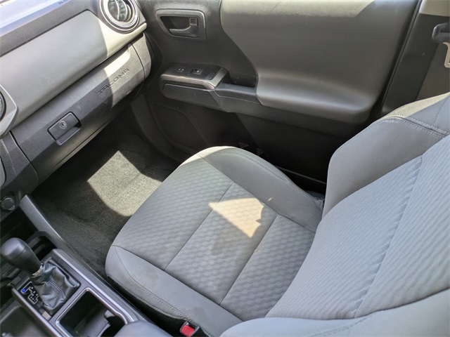 2021 Toyota Tacoma TRD Sport photo 15