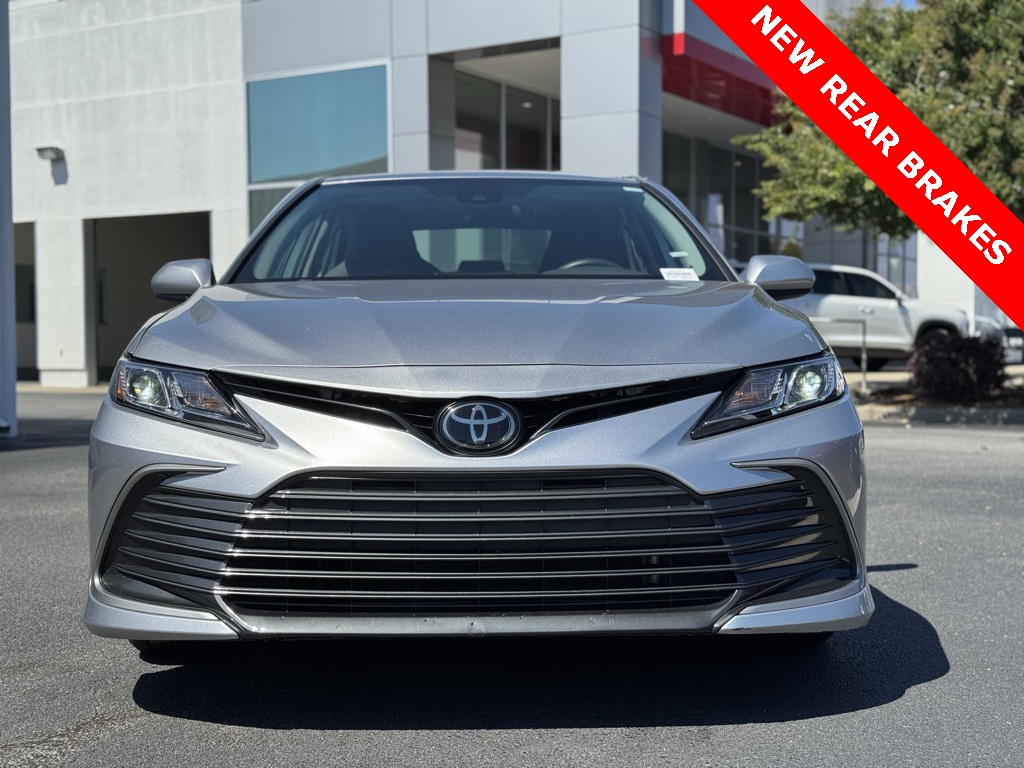 2023 Toyota Camry LE photo 2