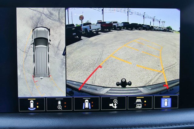 Used 2022 Black Chevrolet LT image 34