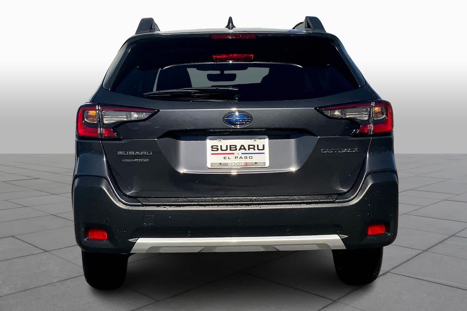 2025 Subaru Outback Limited photo 4