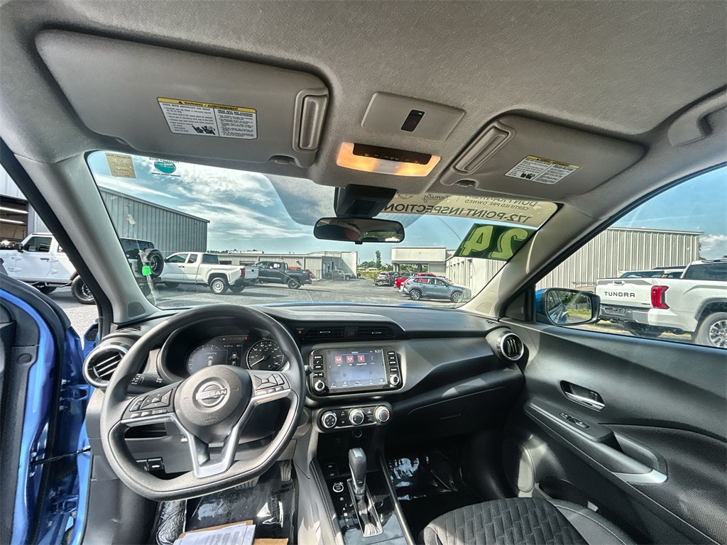 2024 Nissan Kicks SV photo 12