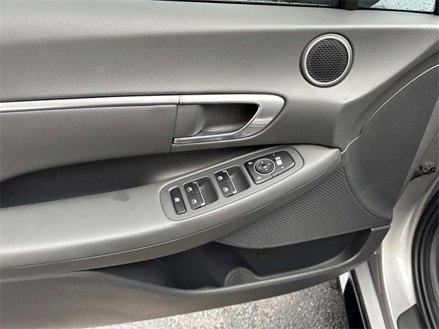 2020 Hyundai Sonata SEL Plus photo 13
