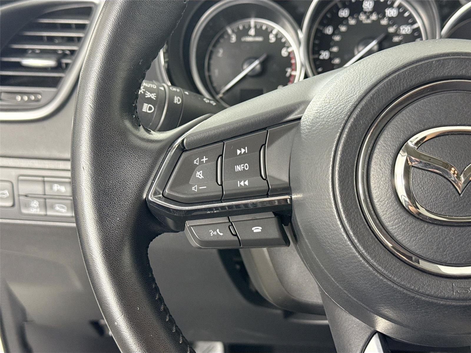 2022 Mazda CX-9 Touring photo 15
