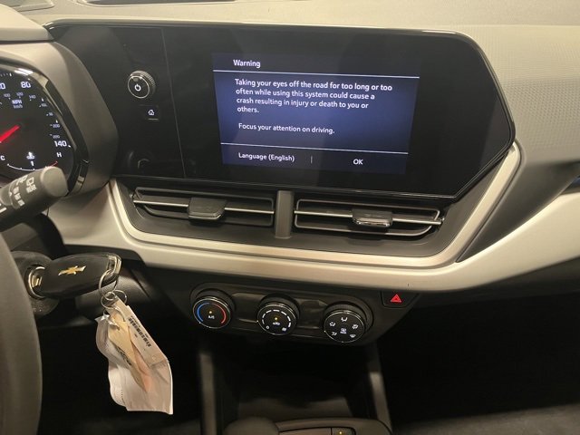 2024 Chevrolet Trax LS photo 4