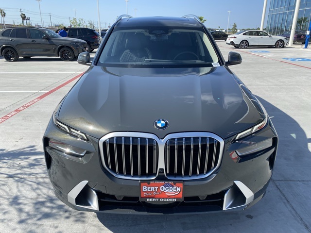 2026 Bmw X7 xDrive40i photo 2