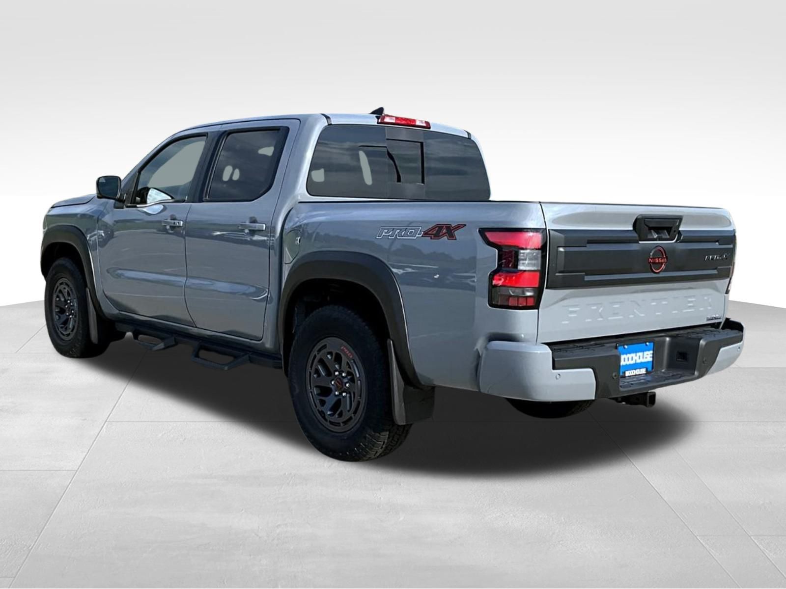 2025 Nissan Frontier PRO-4X photo 7
