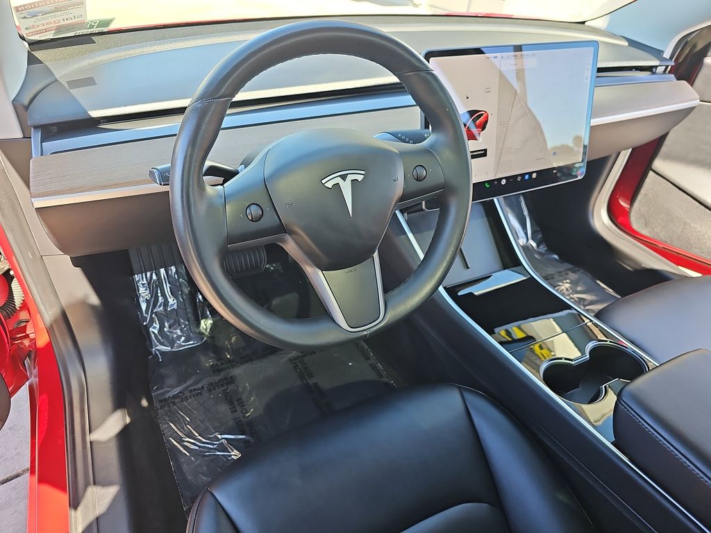 2018 Tesla Model 3 Long Range photo 15