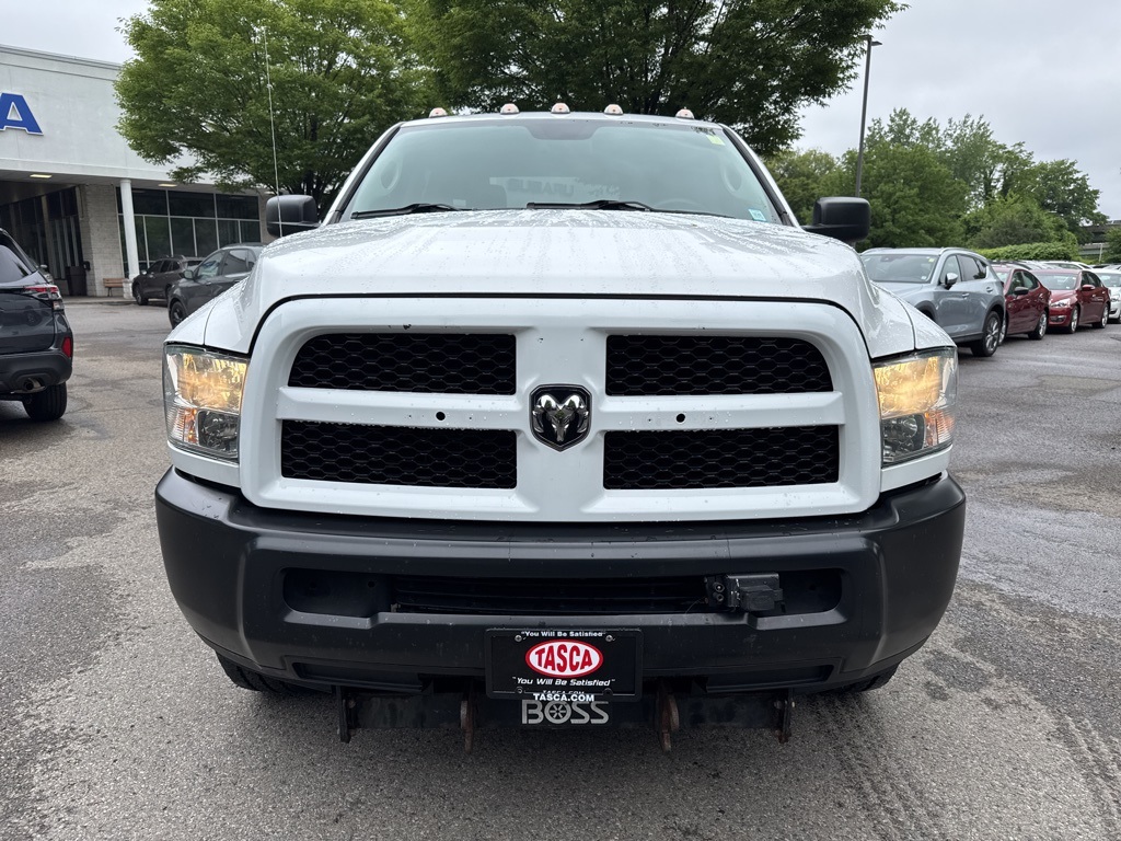 2017 Ram 2500 Tradesman photo 3
