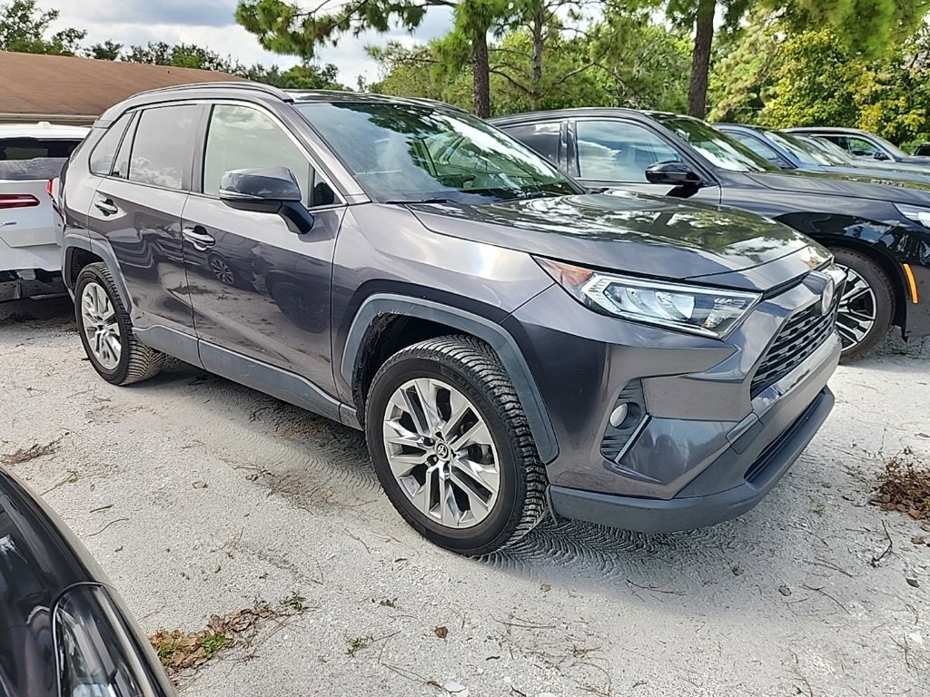 2020 Toyota RAV4 XLE Premium