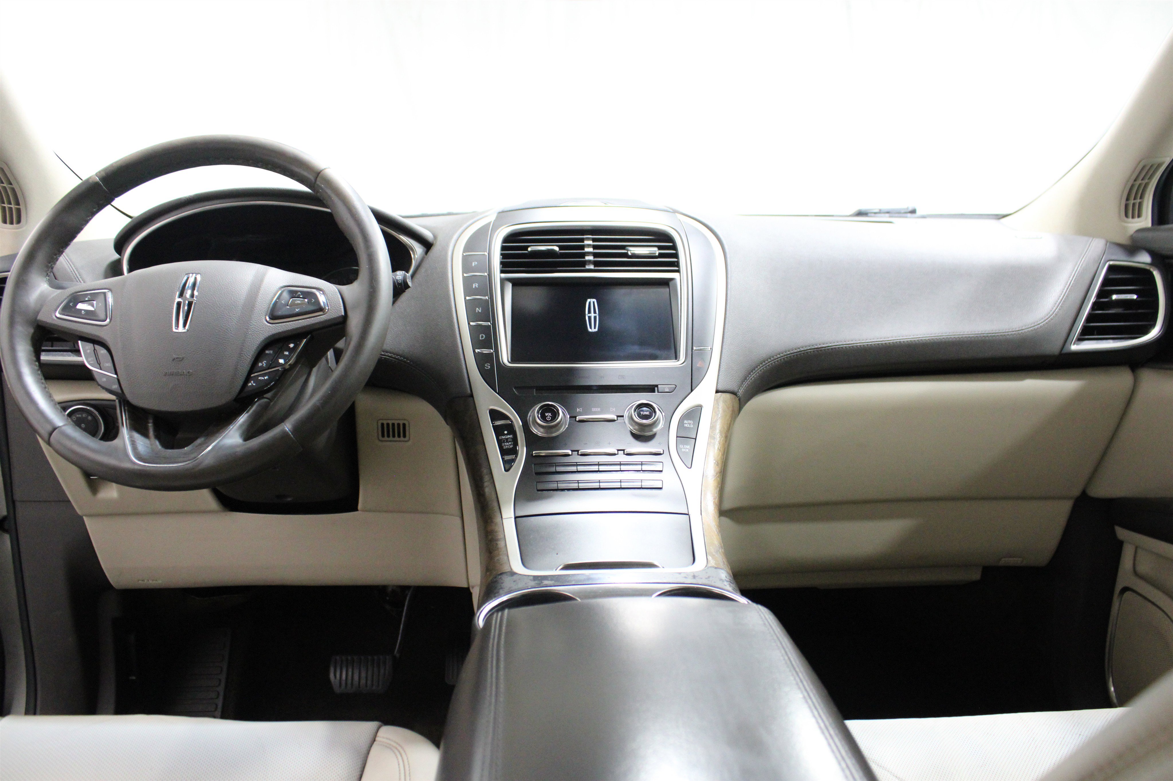 Used 2016 Lincoln MKX Reserve with VIN 2LMTJ6LR6GBL37160 for sale in Wichita, KS