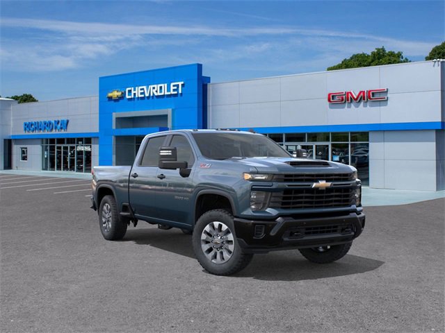 2026 Chevrolet Silverado 2500HD Custom's photo