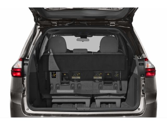 2018 Toyota Sienna XLE Limited Premium photo 12
