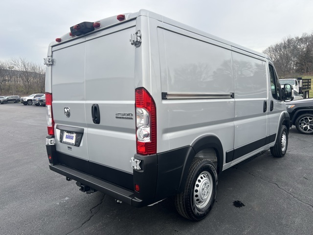 2025 Ram ProMaster 2500 photo 3
