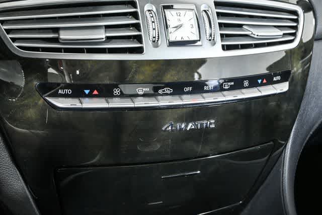 2010 Mercedes Benz CL 550 4MATIC photo 16