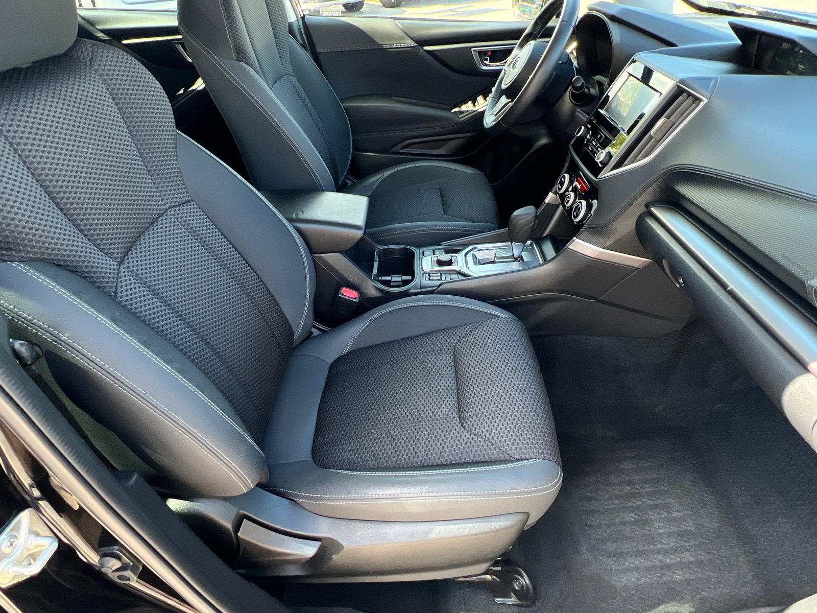 2021 Subaru Forester Premium photo 12