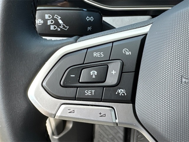 2025 Volkswagen Jetta 1.5T SE photo 30