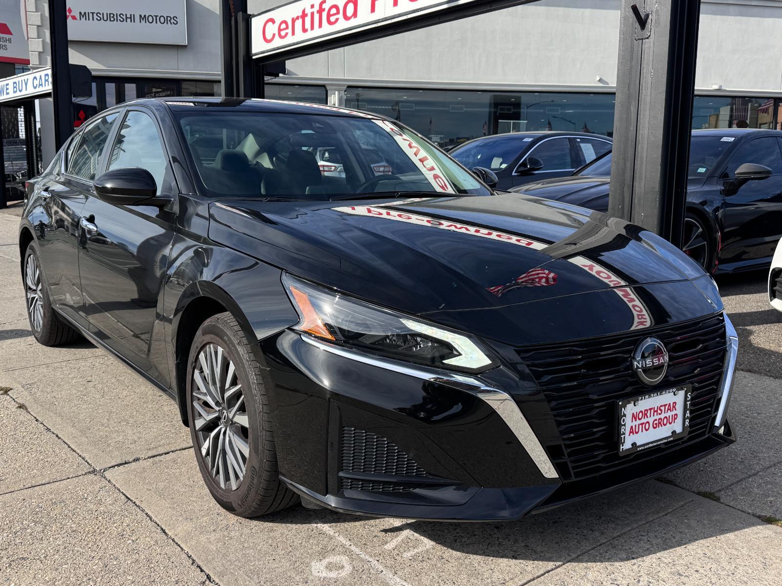 2023 Nissan Altima 2.5 SV photo 3