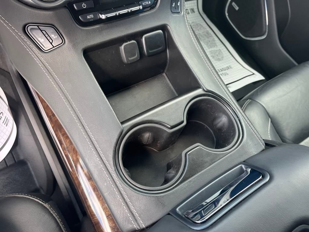 2020 Chevrolet Tahoe LT photo 16
