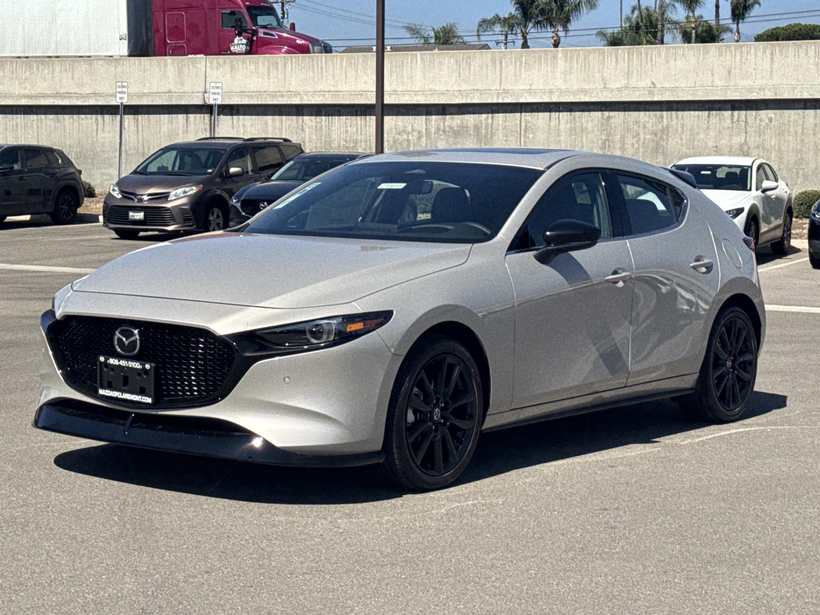 2026 Mazda Mazda3 Hatchback 2.5 Turbo Premium Plus photo 3
