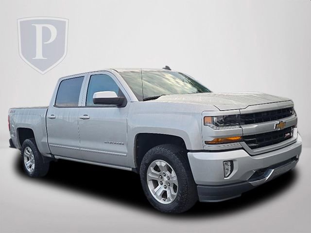 2017 Chevrolet Silverado 1500 LT photo 2
