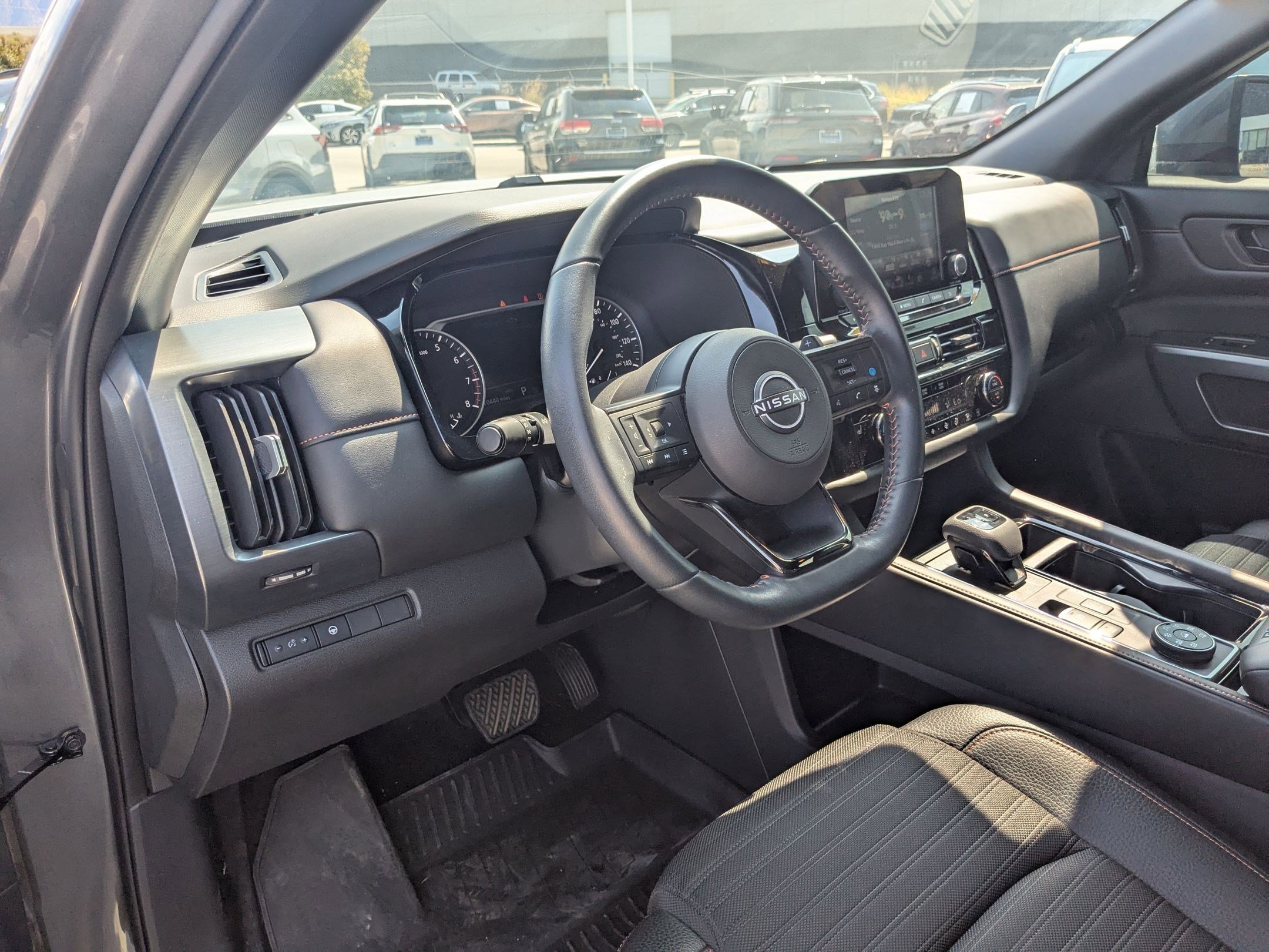 2024 Nissan Pathfinder Rock Creek photo 14