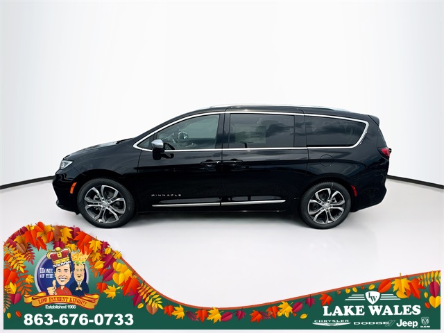 2026 Chrysler Pacifica Pinnacle photo 3