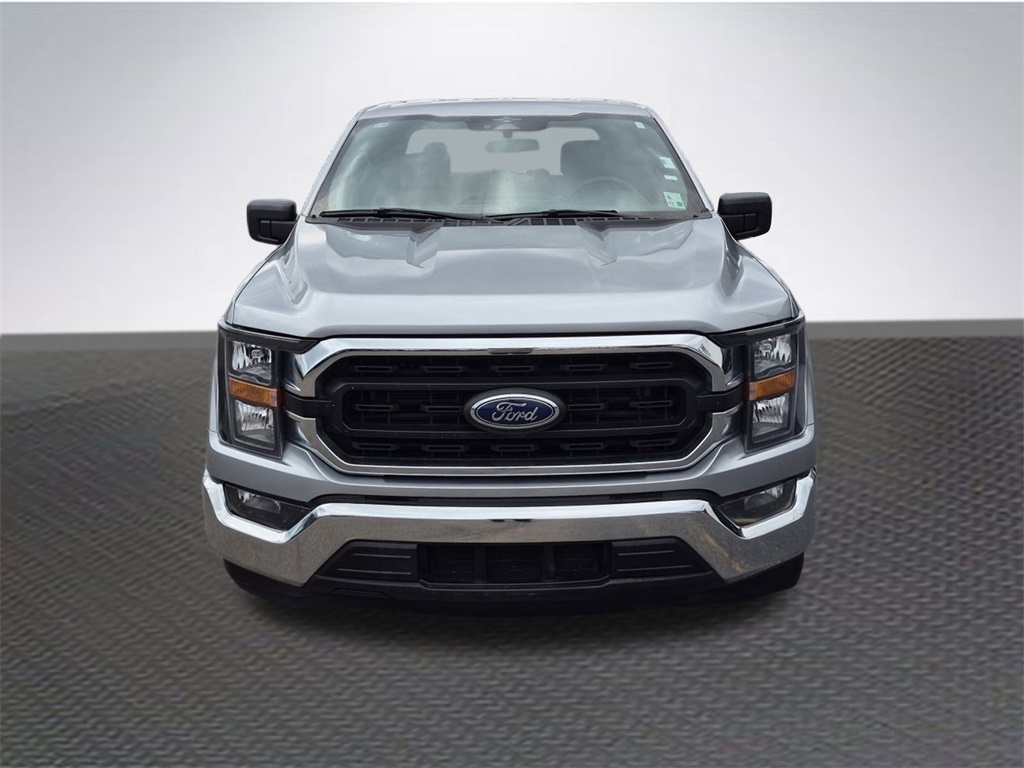 2023 Ford F-150 XLT photo 3