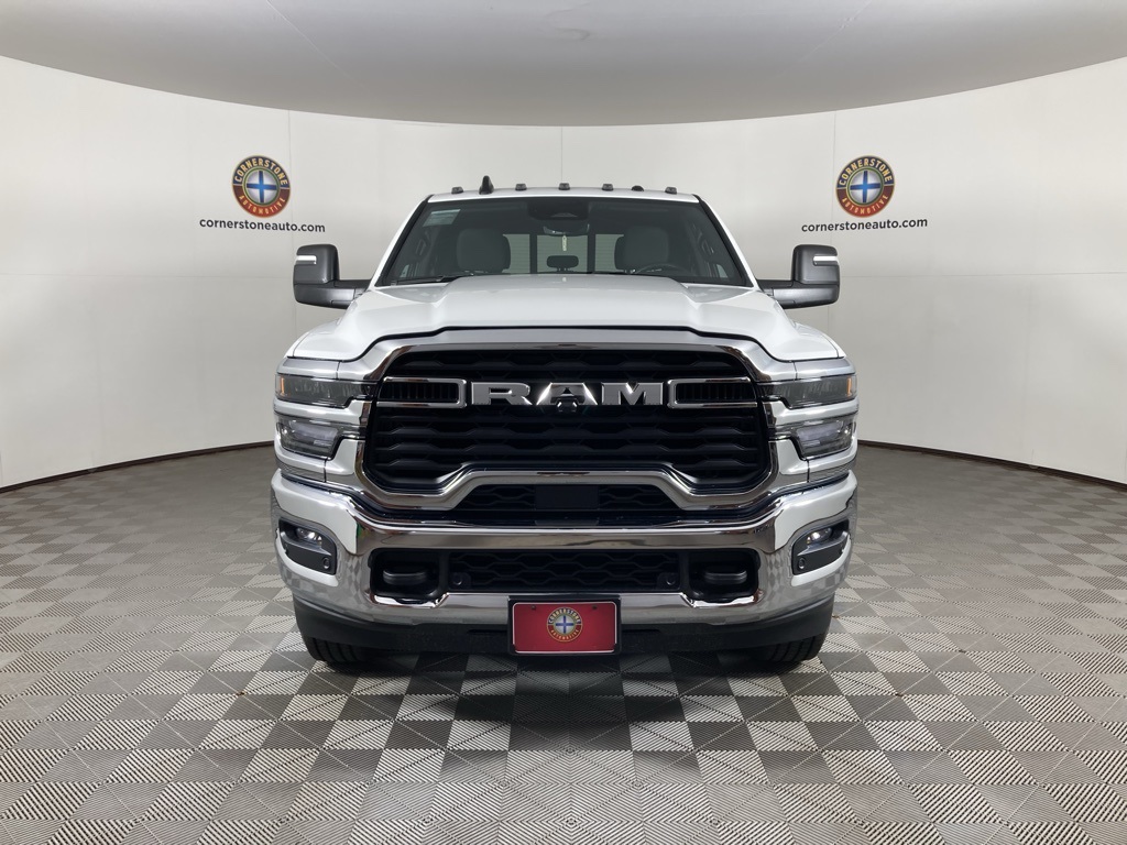 2025 Ram 3500 Tradesman photo 4
