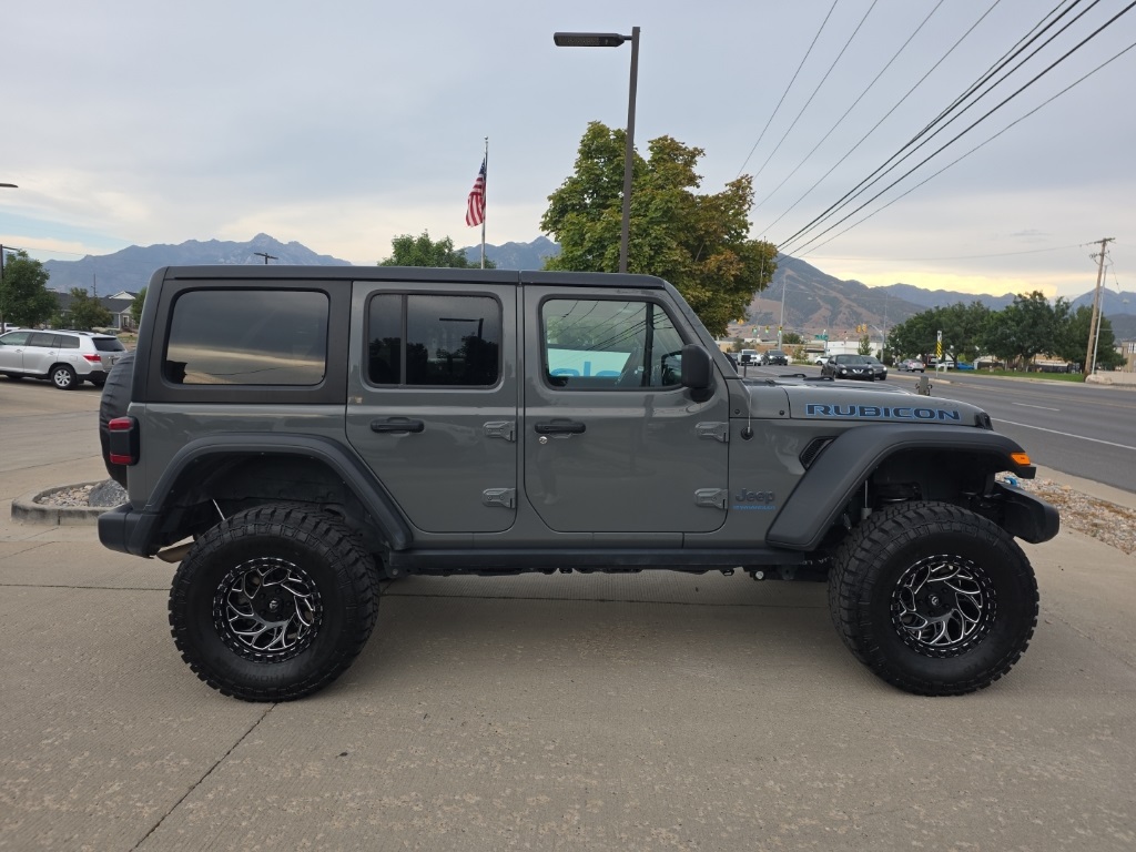 2023 Jeep Wrangler Rubicon 4xe photo 3