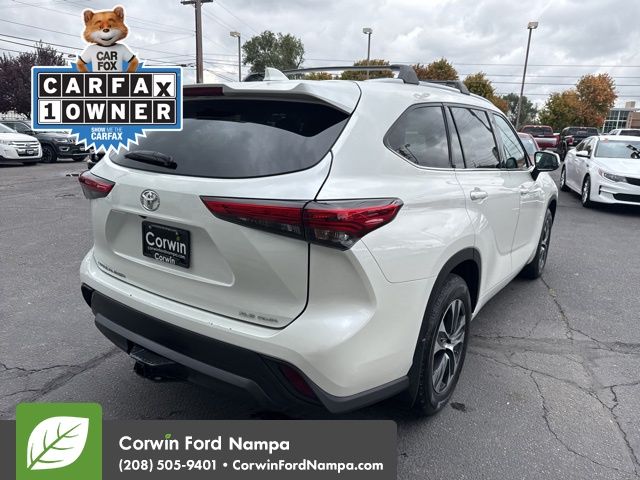2020 Toyota Highlander XLE photo 5
