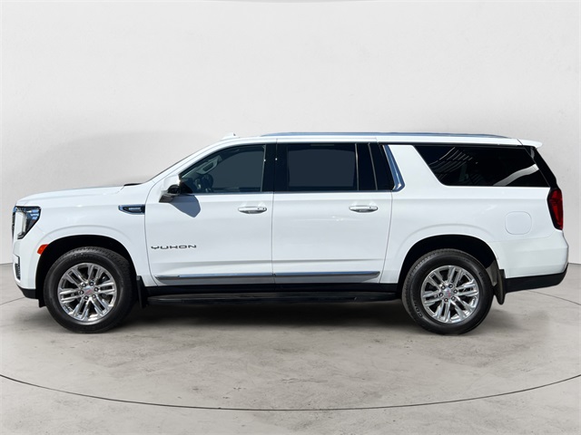 2023 Gmc Yukon XL SLT photo 2