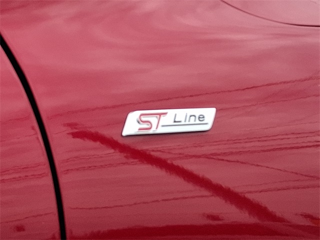 2025 Ford Escape ST-Line photo 17