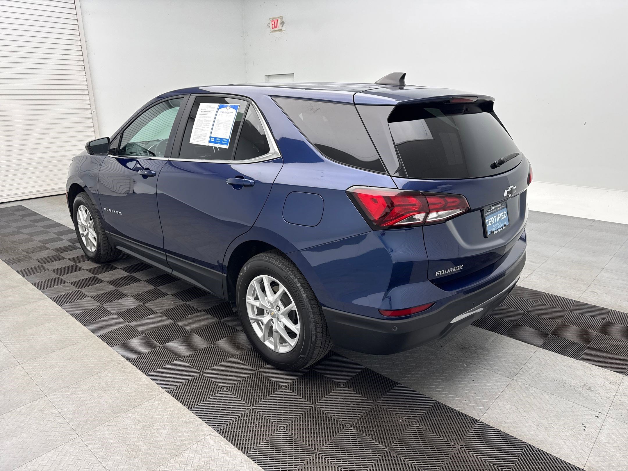 2022 Chevrolet Equinox photo 3